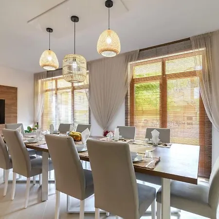 ヴィラ And Remote Office 